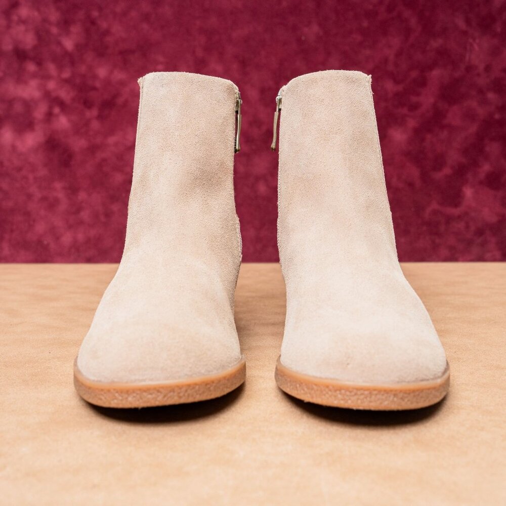 Dansko Women Daisie Waterproof Taupe Sand Western Chelsea Boots sz 6US EUR36 - Picture 2 of 8